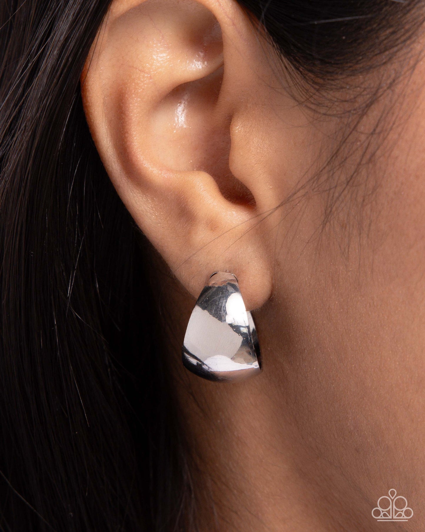 A Finishing Touch Suddenly Shiny - Silver Earring