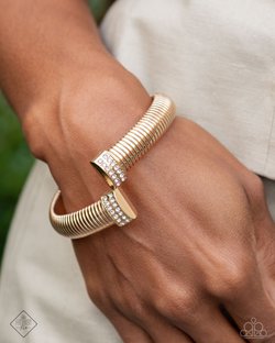 A Finishing Touch Fashion Fix December 2024- Fiercely 5th Avenue