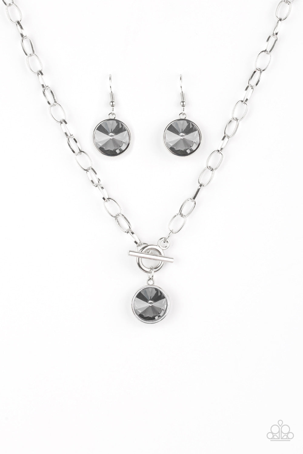 Paparazzi She Sparkles On - Silver Necklace - A Finishing Touch