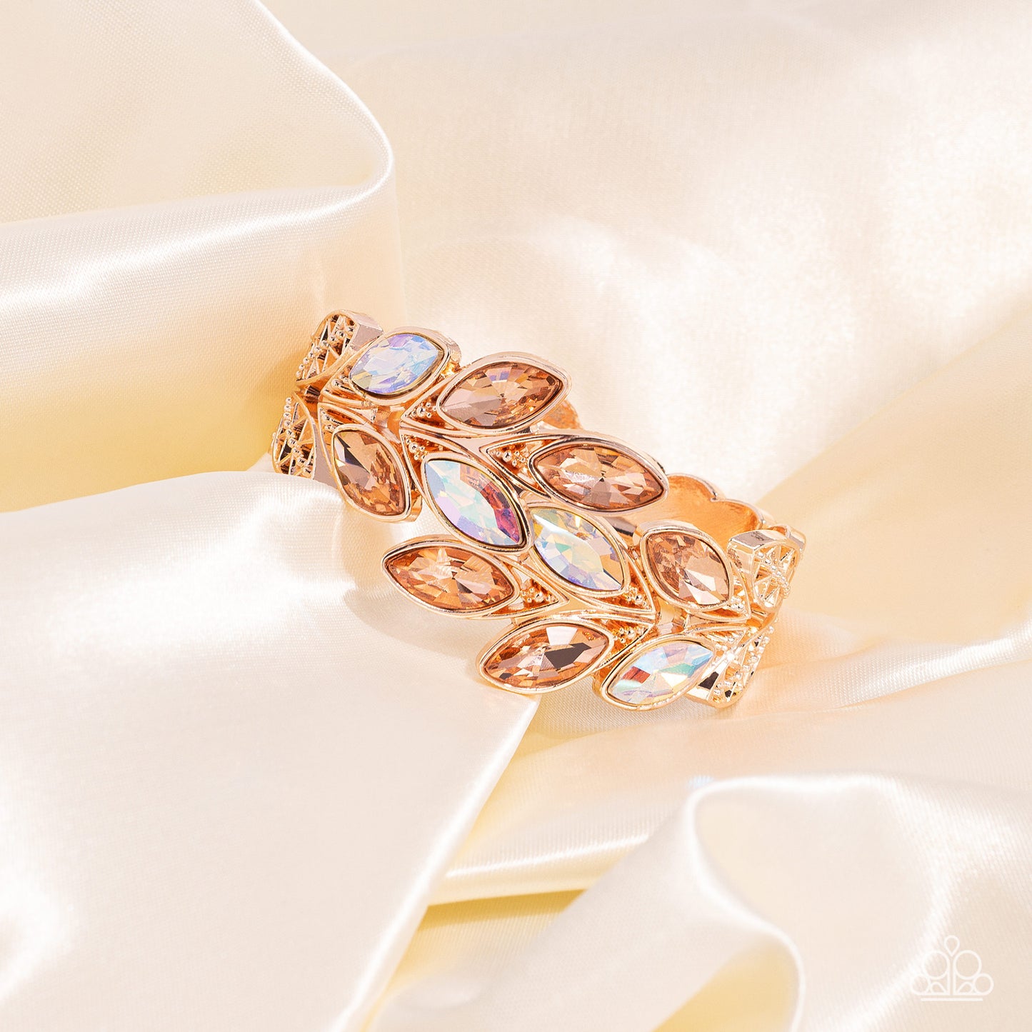 A Finishing Touch Luminous Laurels - Rose Gold
