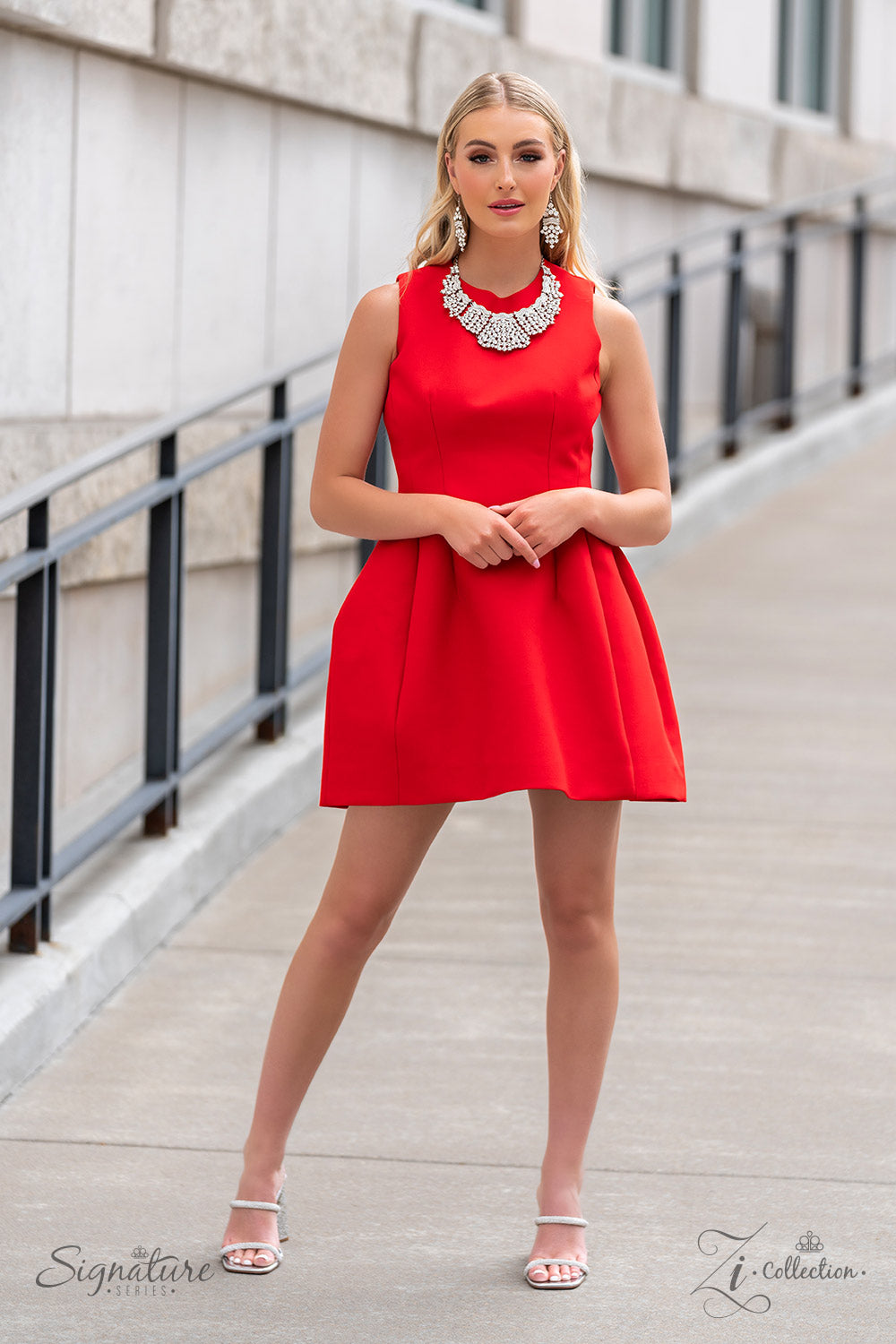 A Finishing Touch The D'Etta 2023 Zi Collection Necklace