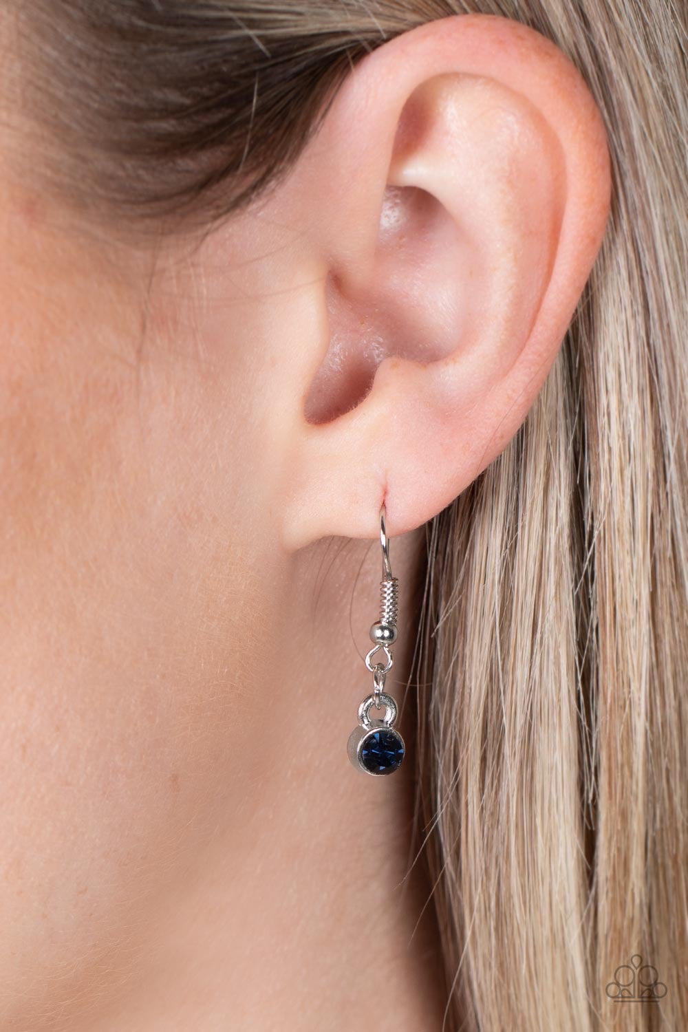 A Finishing Touch Won The Lottery - Blue Necklace