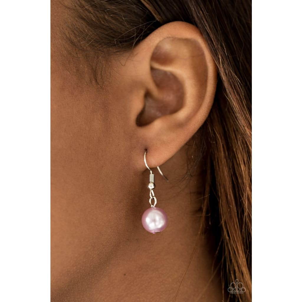 Paparazzi Glam Queen - Purple Pearl Necklace - A Finishing Touch