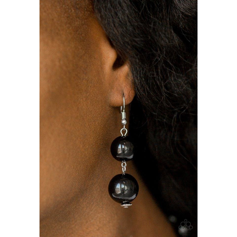 Paparazzi New York Nightlife Black Necklace - A Finishing Touch