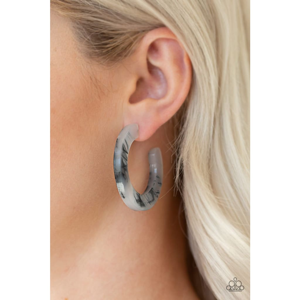 Paparazzi Oceanside Oasis - Black - A Finishing Touch