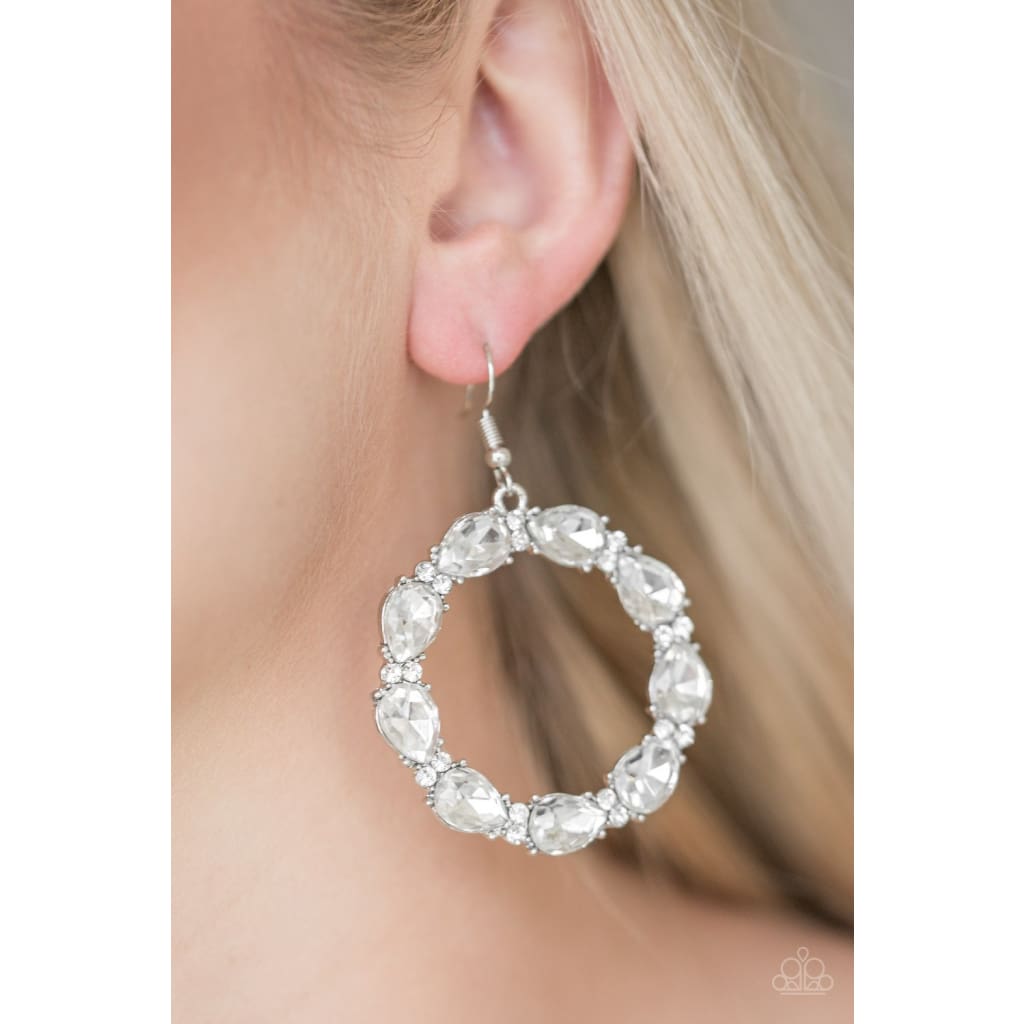 Paparazzi Ring Around The Rhinestones - White - A Finishing Touch