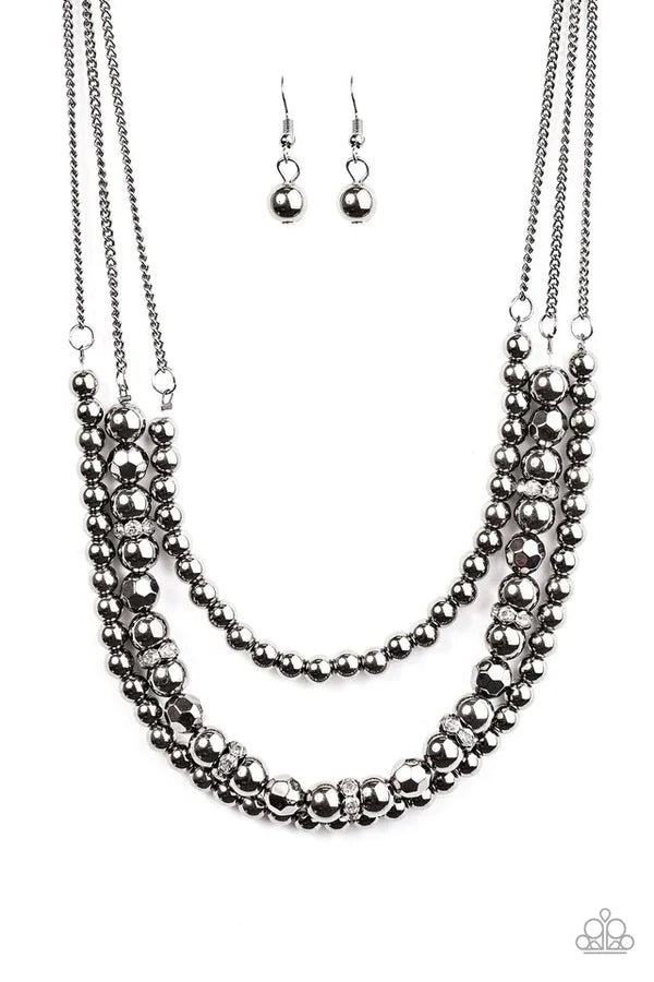 Paparazzi - Its A Diva Thing - Black Necklace