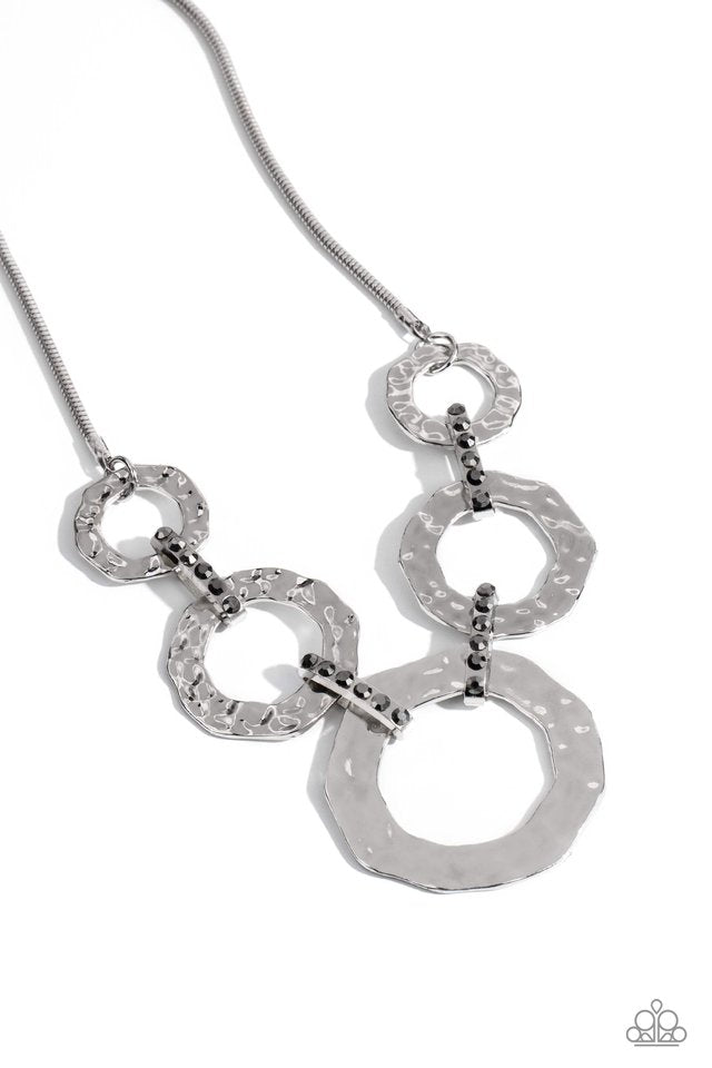 Paparazzi Rounded Redux - Silver Necklace