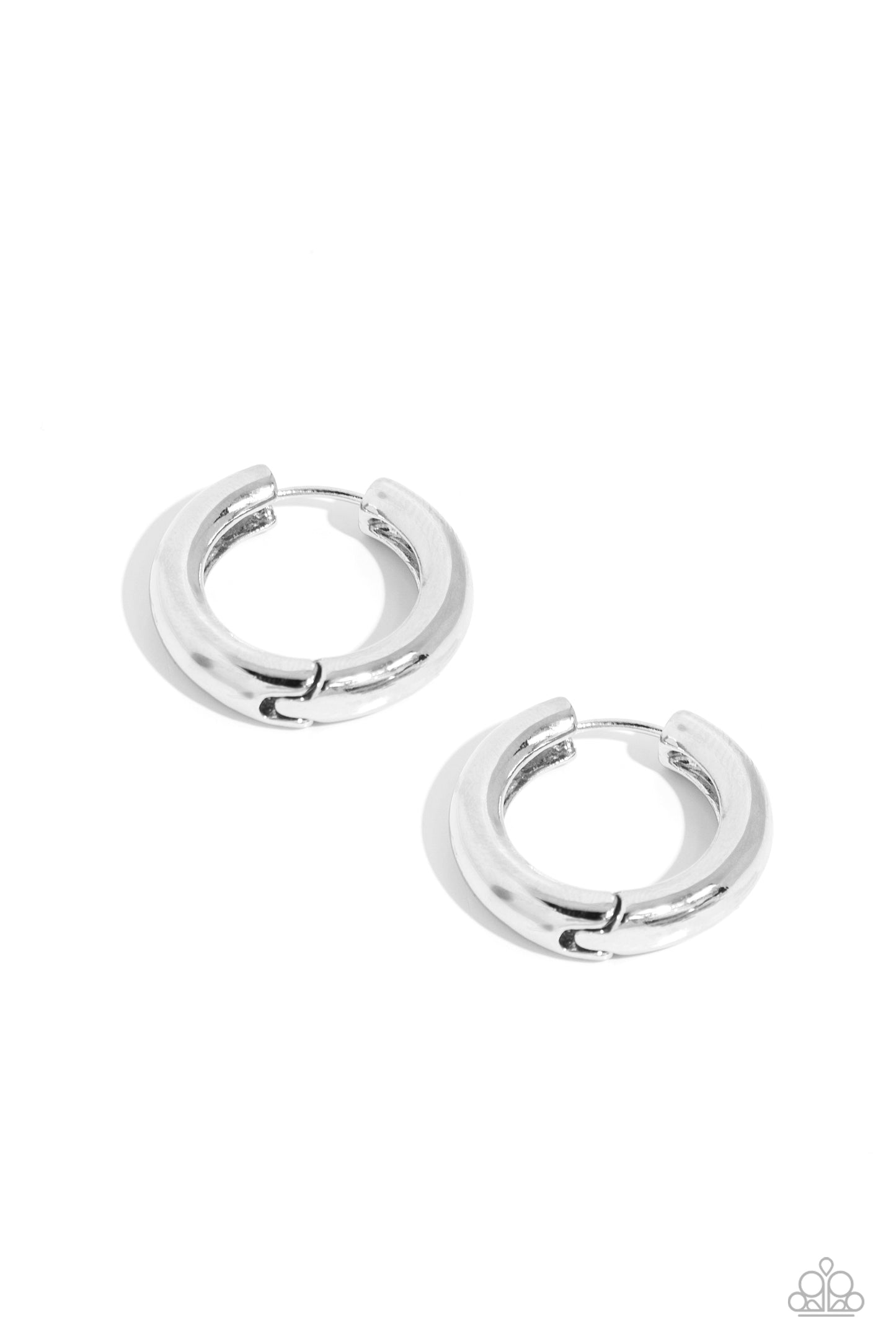 Paparazzi The New Classic - Silver Earrings