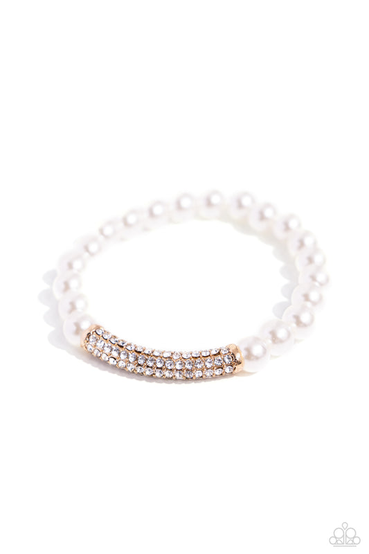 Paparazzi Elegance Embodied - Gold Bracelet