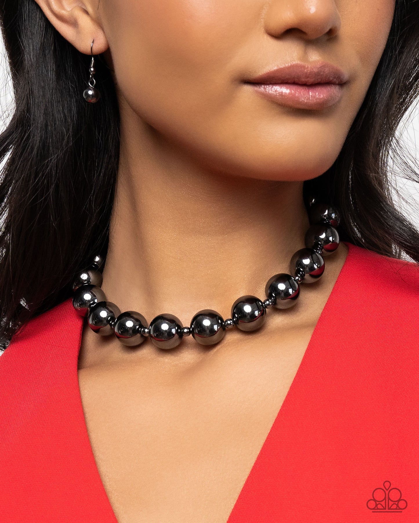 Paparazzi Flattery Will Get You Everywhere - Black Necklace