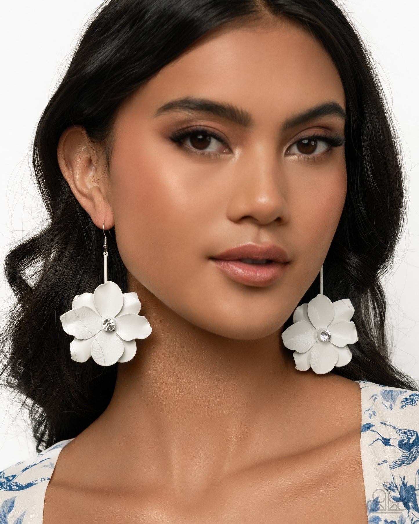 Paparazzi Generous Glisten - White Floral Earrings