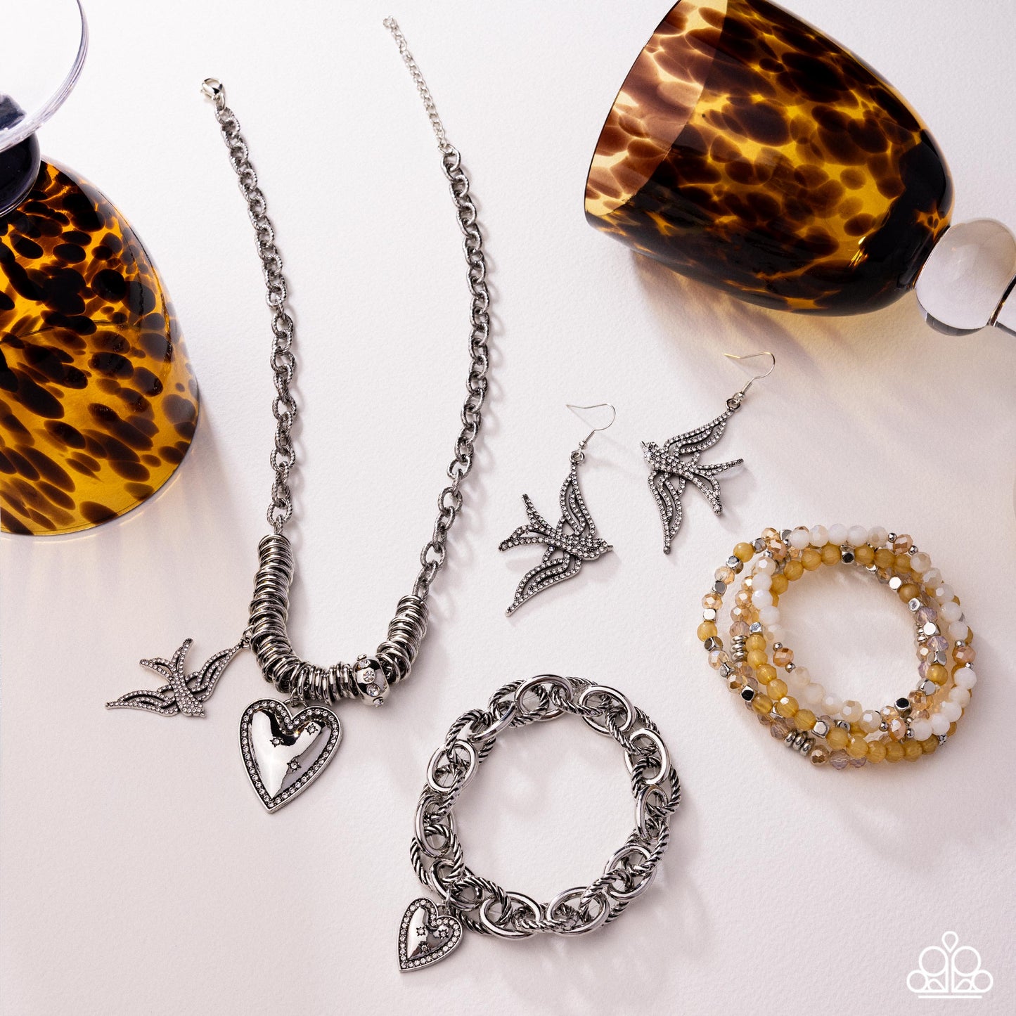 A Finishing Touch Fashion Fix August 2025 -Sunset Sightings