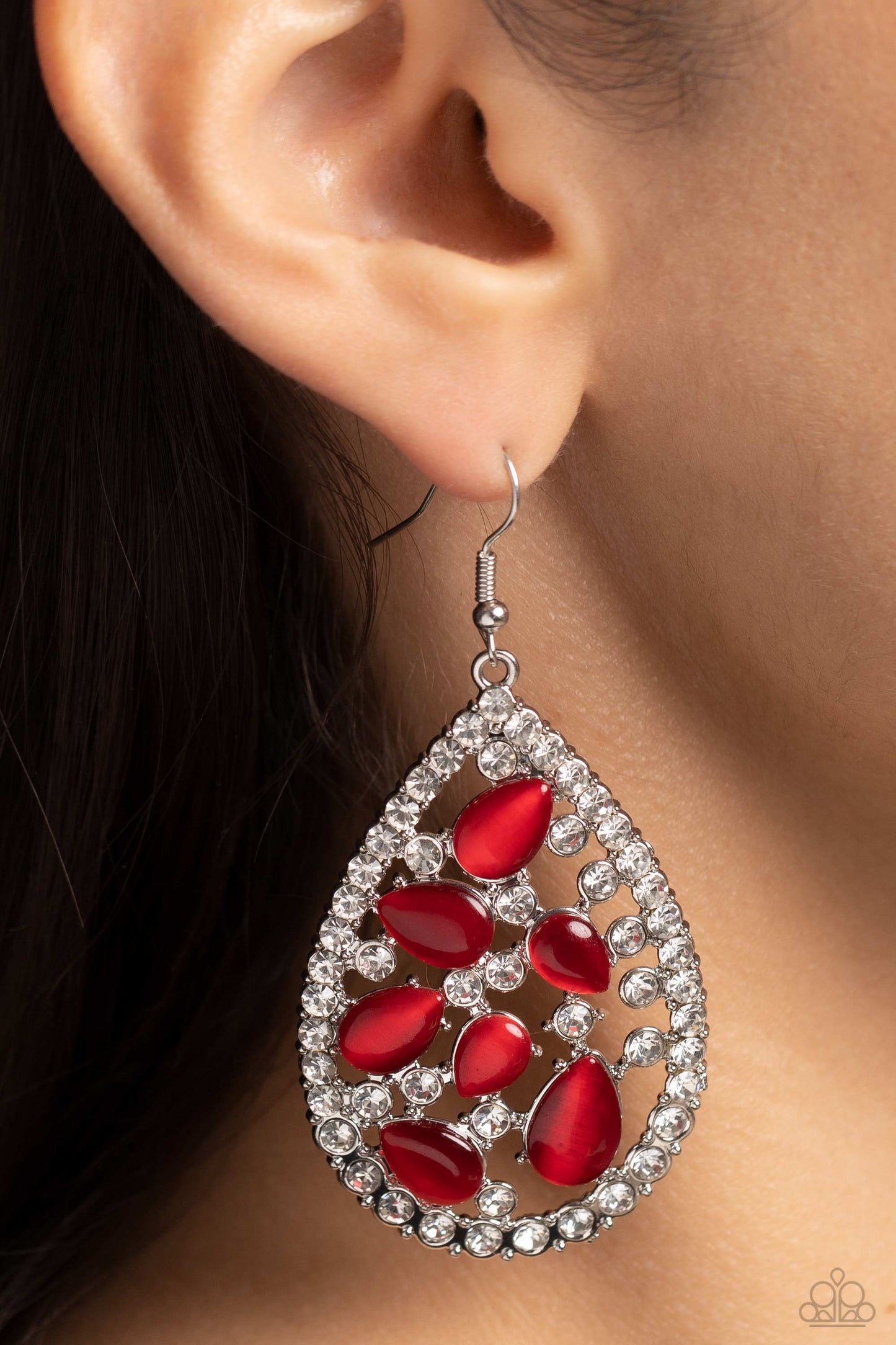 Paparazzi Cats Eye Class - Red Earrings 