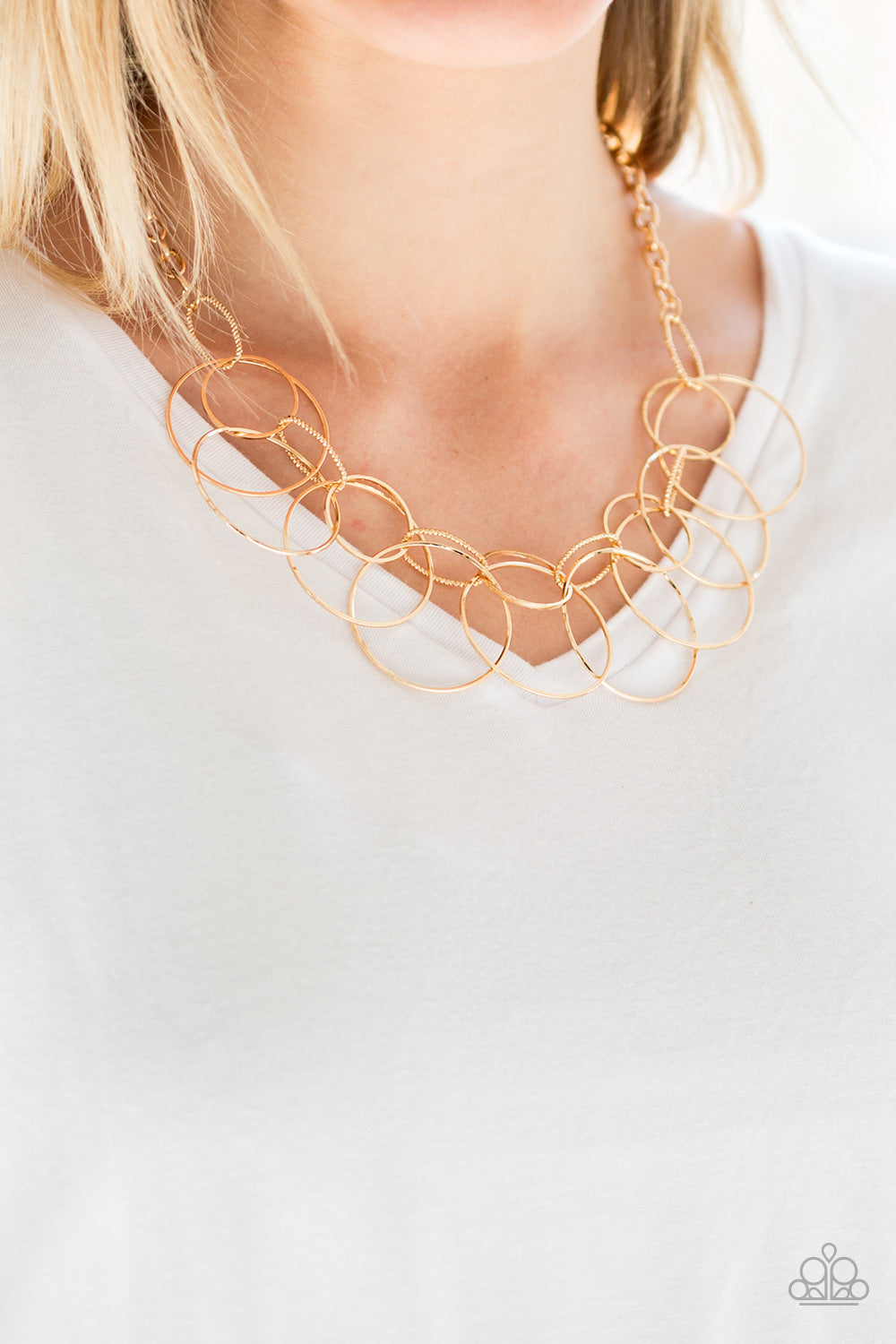 Paparazzi Circa de Couture - Gold Necklace - A Finishing Touch Jewelry