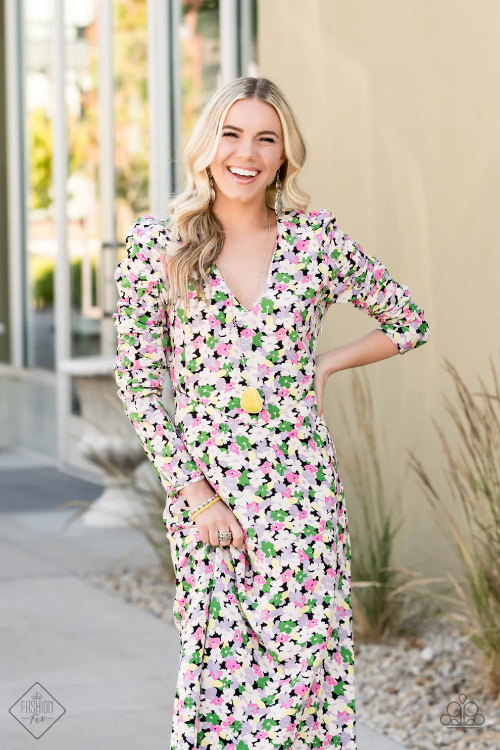 Paparazzi Glimpses of Malibu - August's Fashion Fix 2021 Complete Trend Blend - A Finishing Touch Jewelry