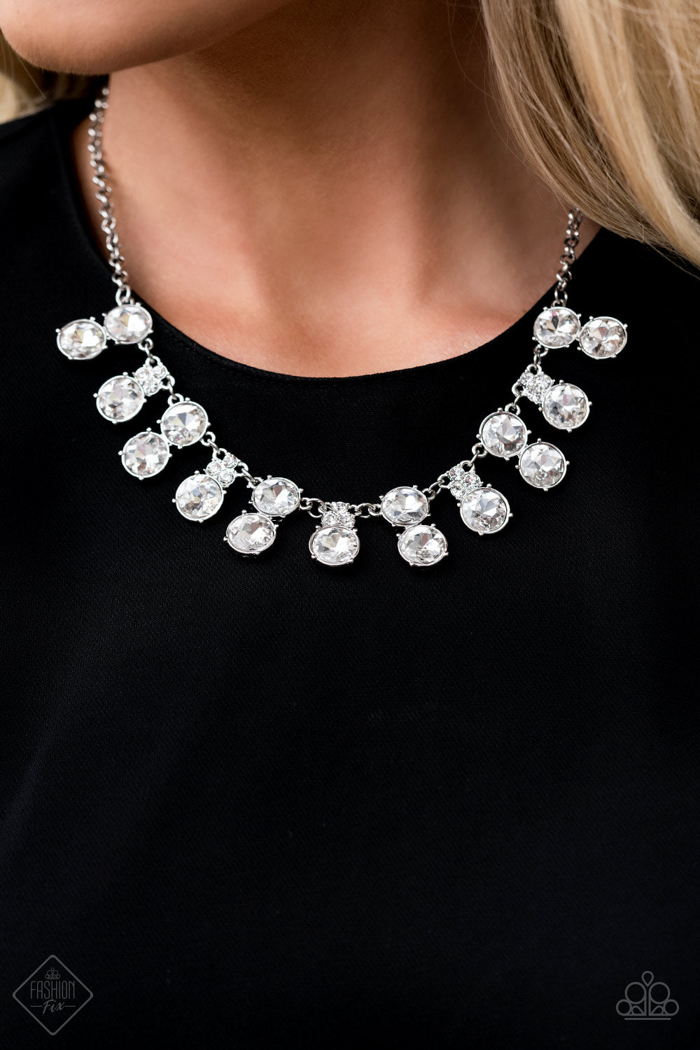 Paparazzi Top Dollar Twinkle - May 2020 Fashion Fix - A Finishing Touch