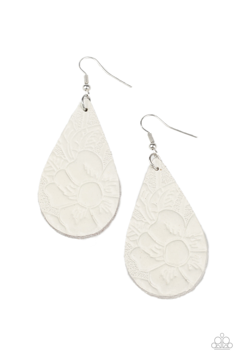 Paparazzi Beach Garden - White Earrings - A Finishing Touch 