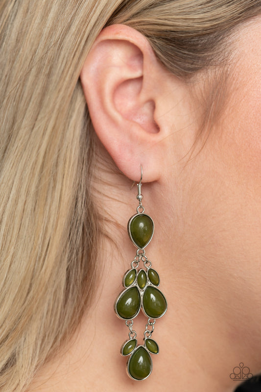 Paparazzi   Superstar Social - Green Earrings - A Finishing Touch 