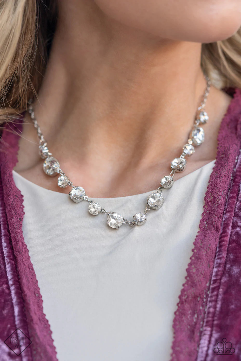 Paparazzi Fiercely 5th Avenue - February's Fashion Fix 2021 Complete Trend Blend - A Finishing Touch Jewelry