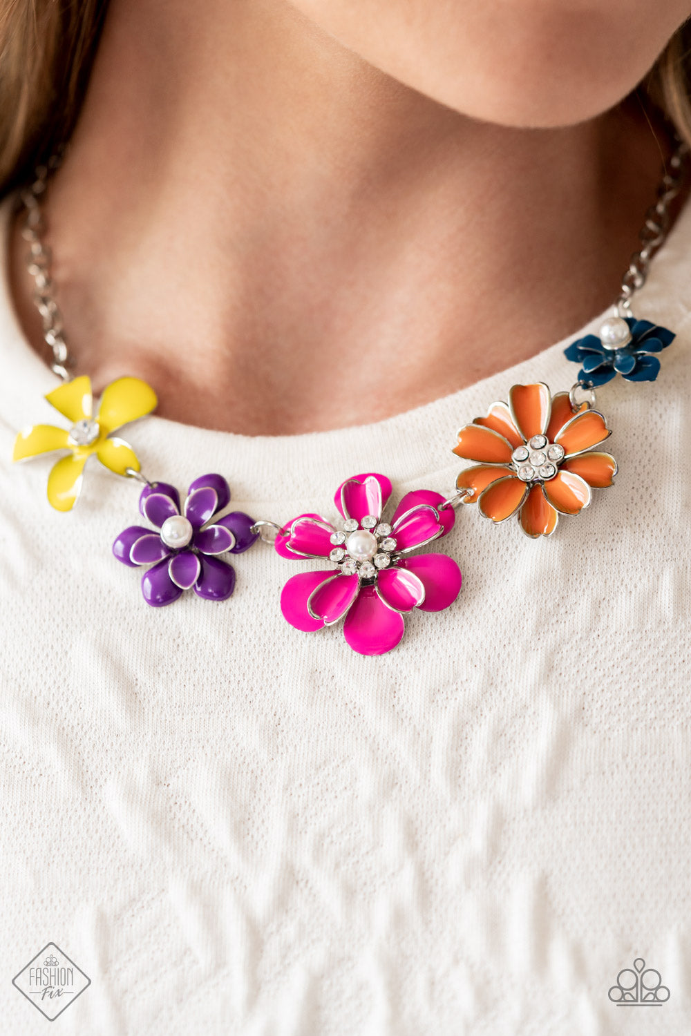 Paparazzi Floral Reverie - Multi Necklace-September 2022 Glimpse of Malibu Fashion Fix-Paparazzi Jewelry Images