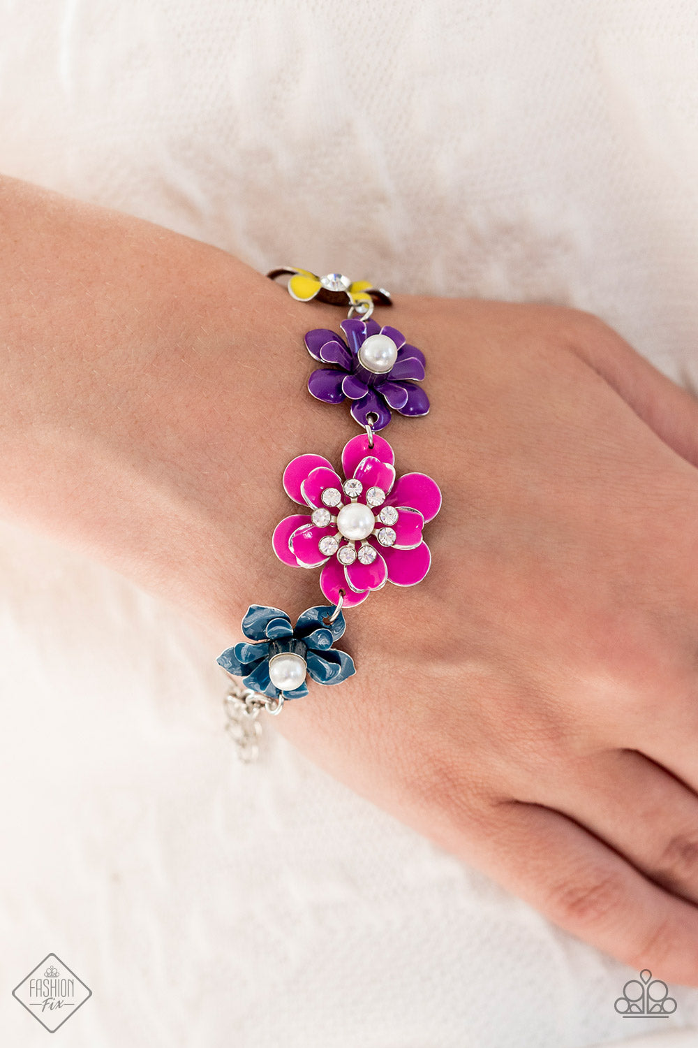 Paparazzi Flower Patch Fantasy - Multi Bracelet- September 2022 Glimpse of Malibu Fashion Fix-Paparazzi Jewelry Images