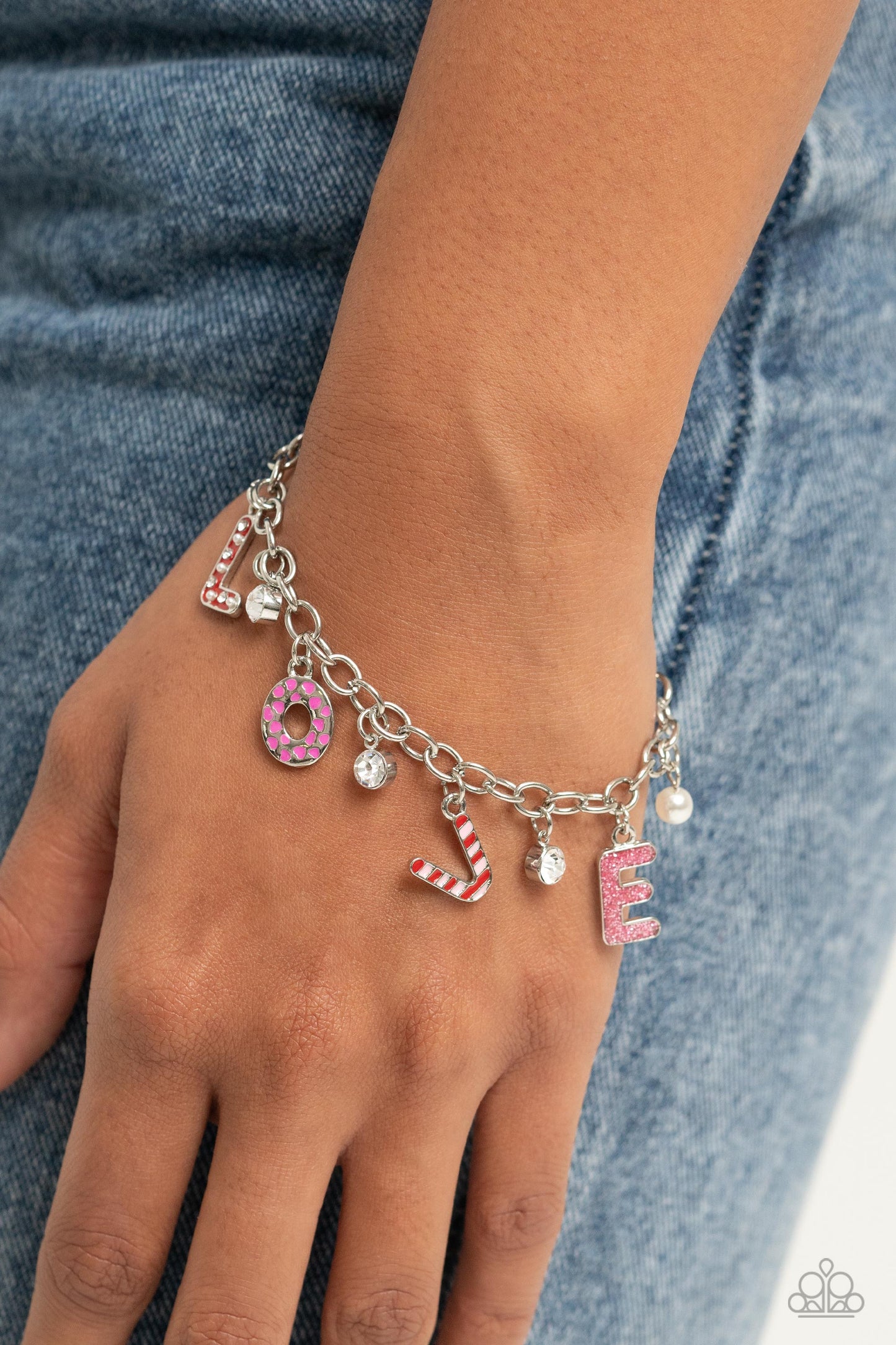 Paparazzi Lovestruck Leisure - Pink Bracelet