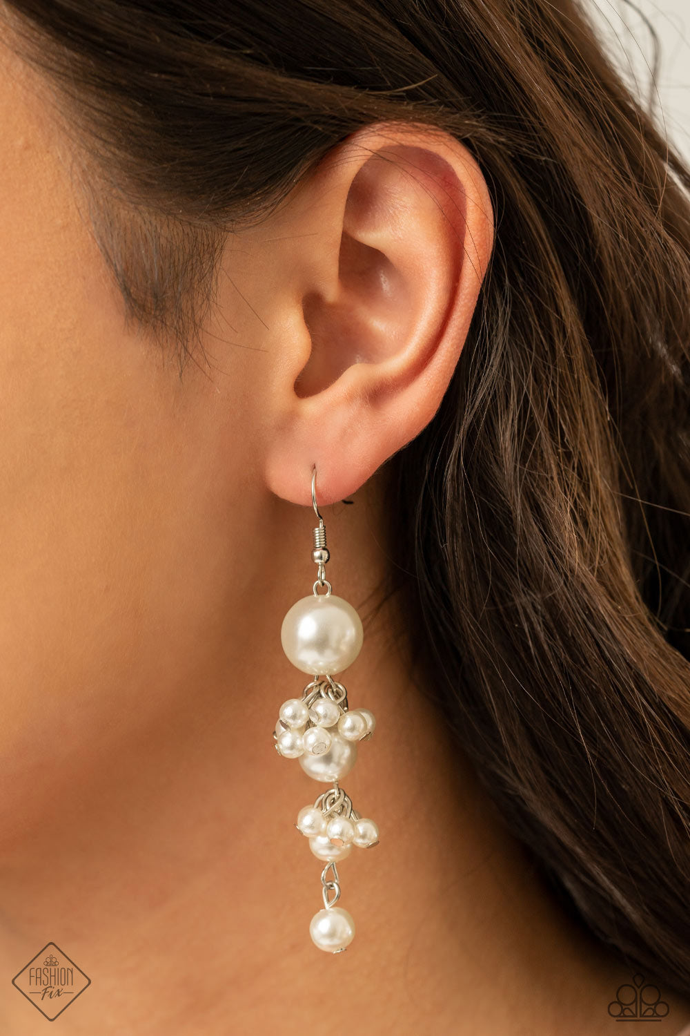 Paparazzi Fiercely 5th Avenue - March's Fashion Fix 2021 Complete Trend Blend - A Finishing Touch Jewelry