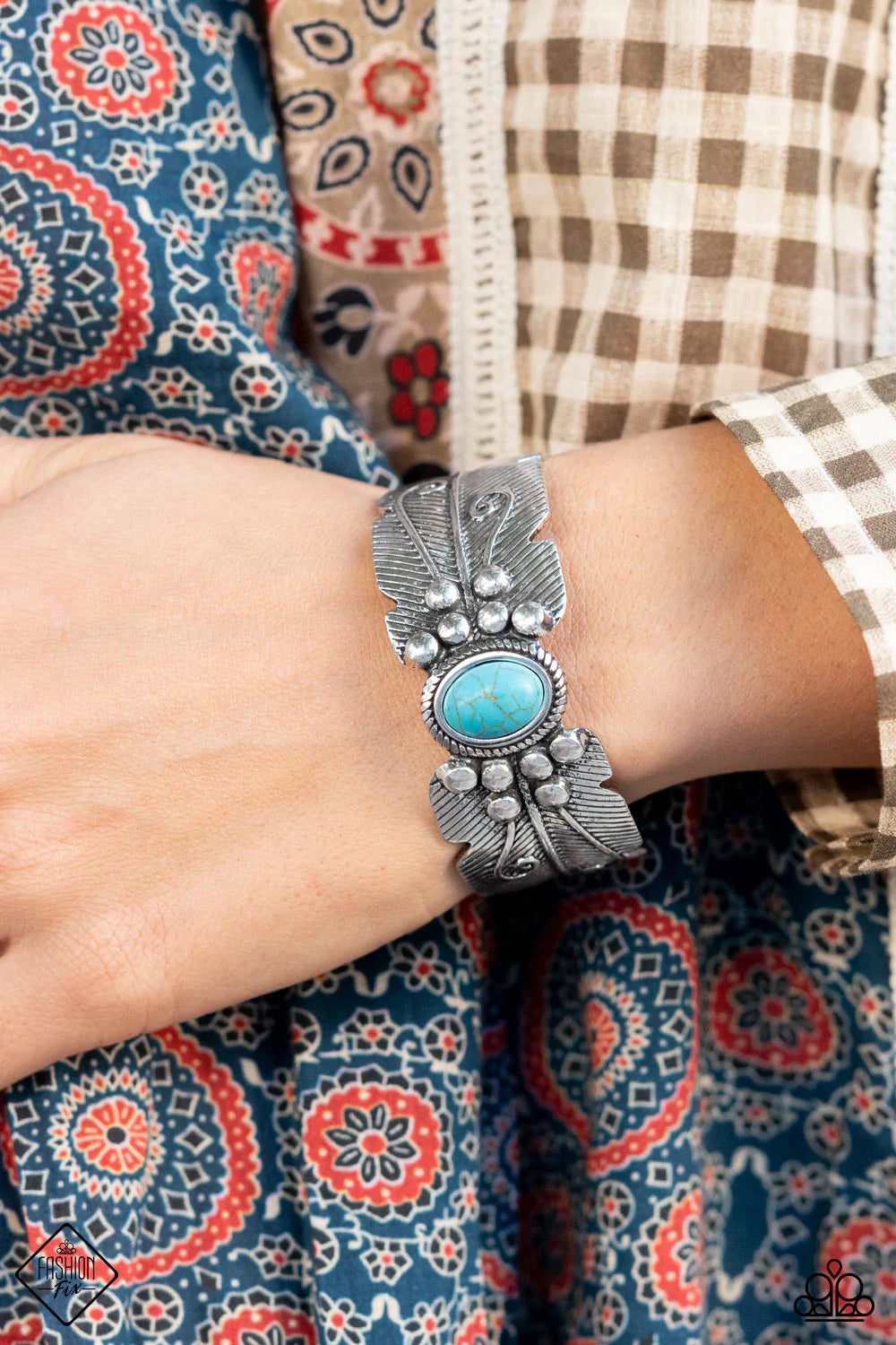 Paparazzi Simply Santa Fe - January's Fashion Fix 2021 Complete Trend Blend - A Finishing Touch Jewelry