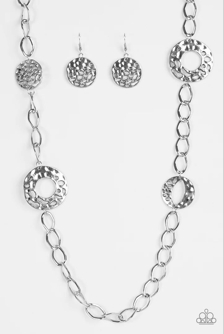 Paparazzi Industrial Mayhem - Silver Necklace Paparazzi Jewelry images