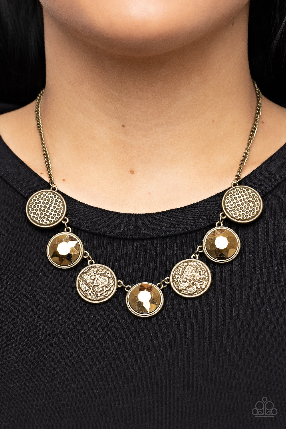 Paparazzi Urban Elite - Brass Necklace