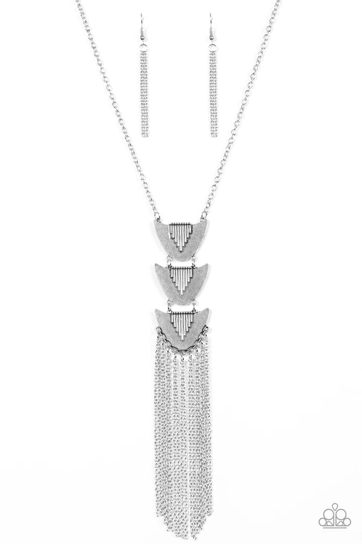 Paparazzi Paradise Prowess - Silver Necklace