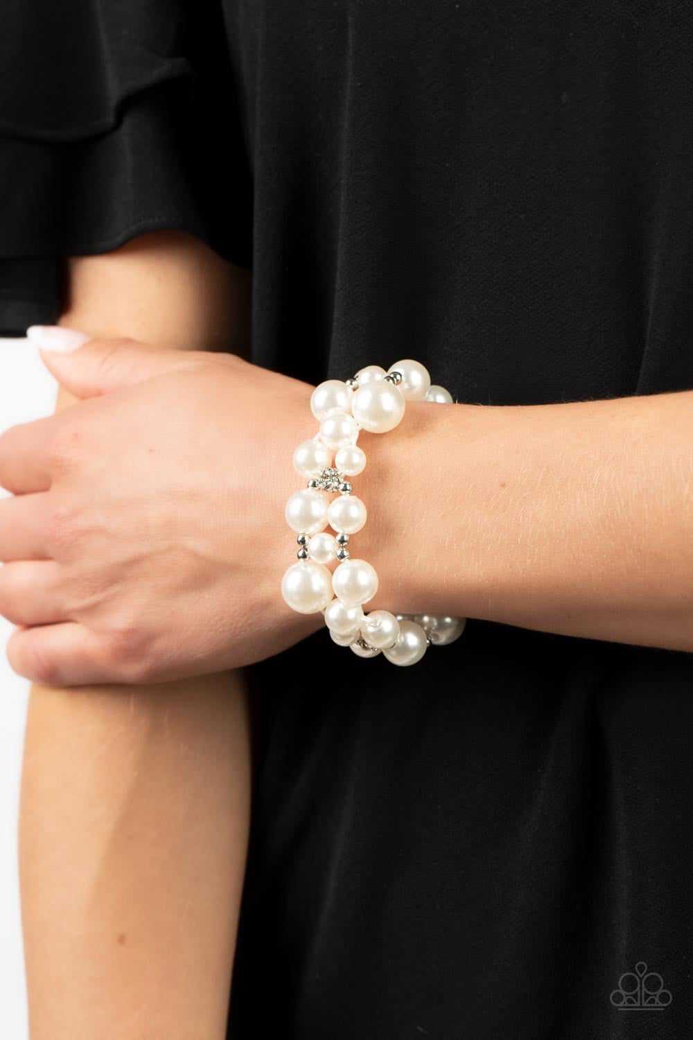 Paparazzi Her Serene Highness - White Bracelet