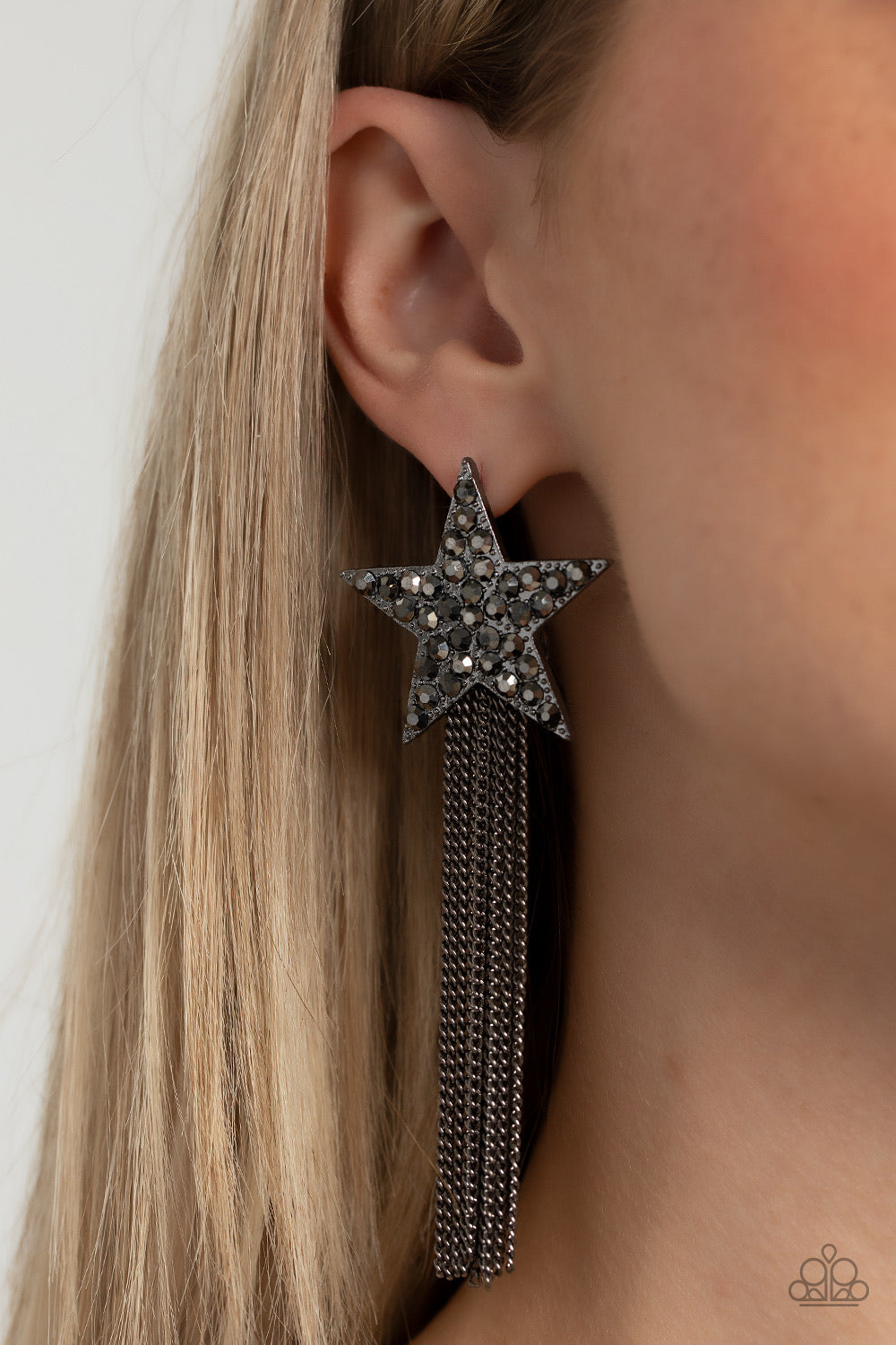 Paparazzi Superstar Solo - Black Earrings -Paparazzi Jewelry Images