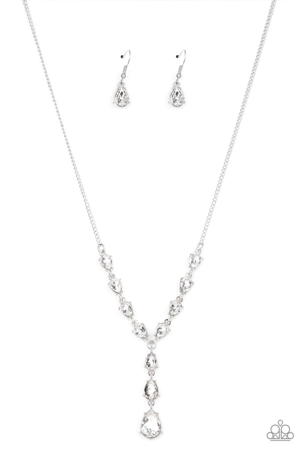 Paparazzi Park Avenue A-Lister - White Necklace