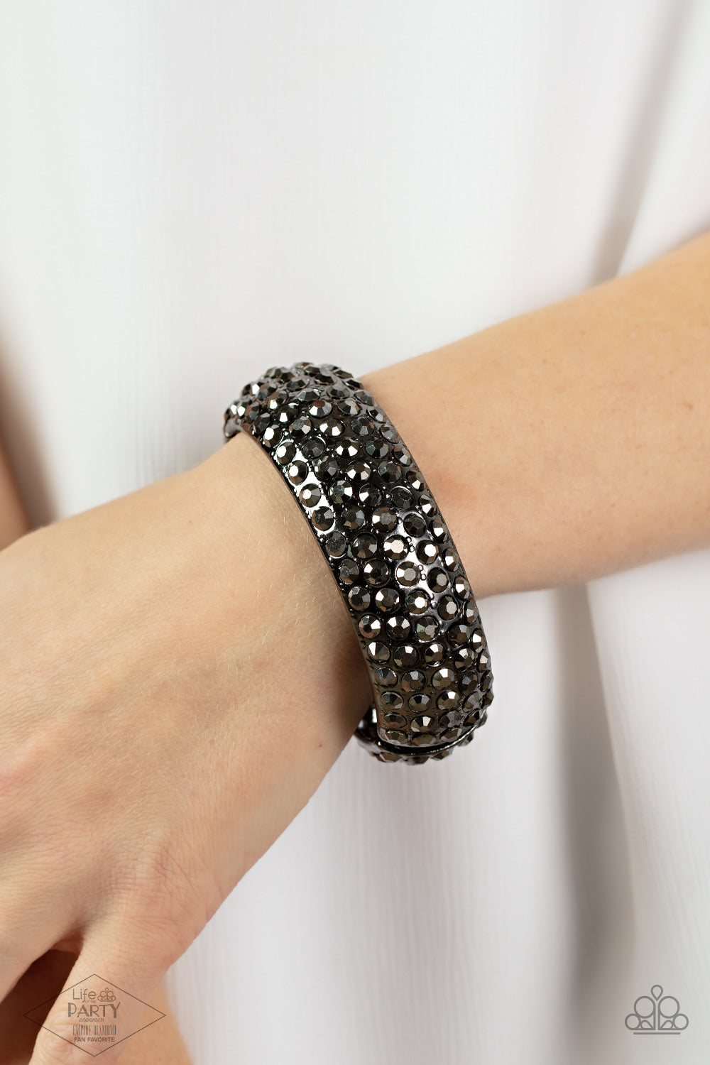 Paparazzi Empire Diamond Exclusive- Making My Way- 2020 Zi Collection Bracelet - A Finishing Touch Jewelry