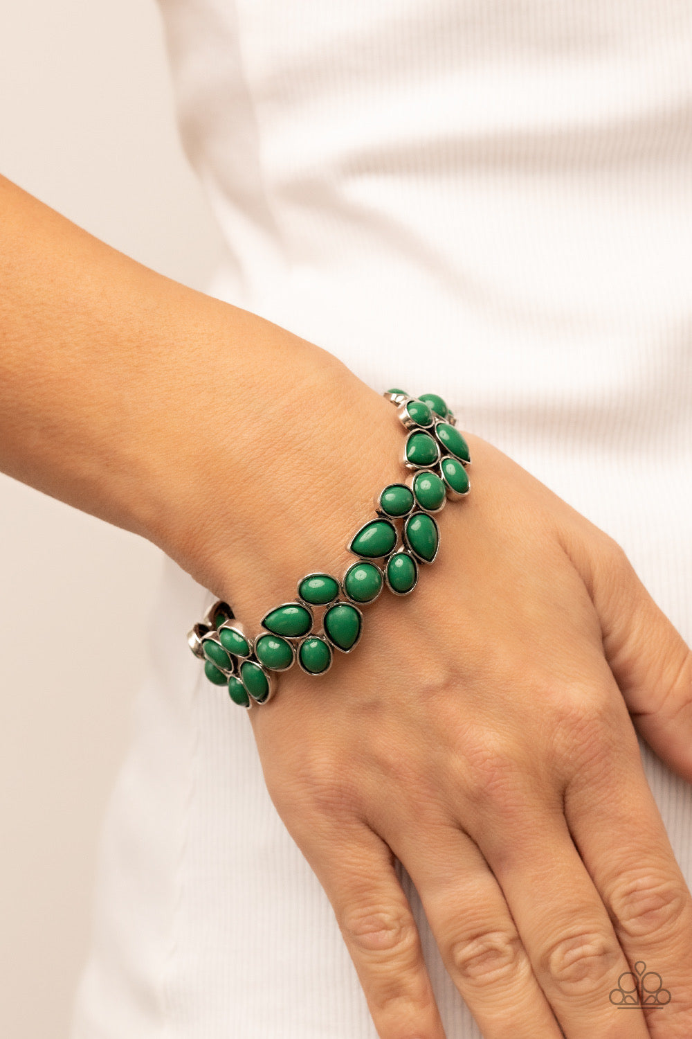 Paparazzi Marina Romance - Green Bracelet