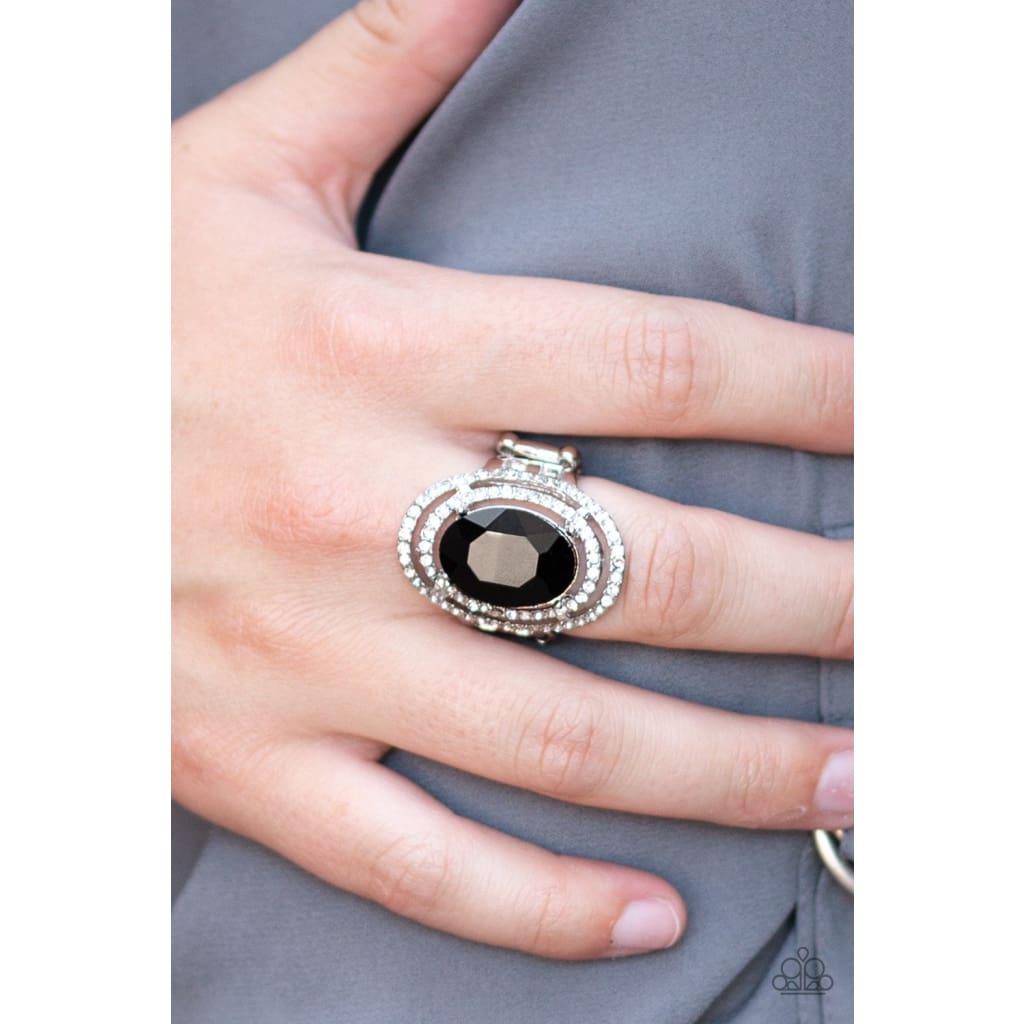 Paparazzi Making History - Black - A Finishing Touch 
