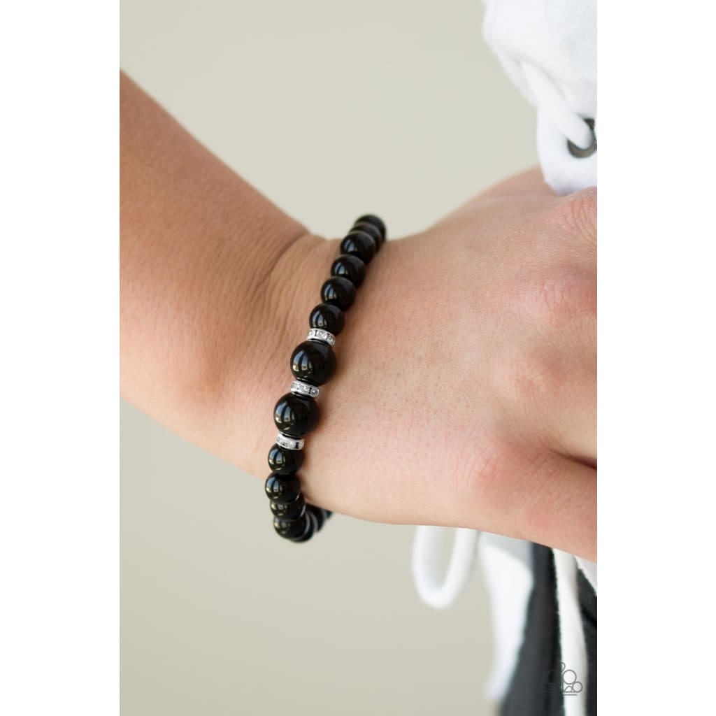 Paparazzi Radiantly Royal Black - A Finishing Touch 