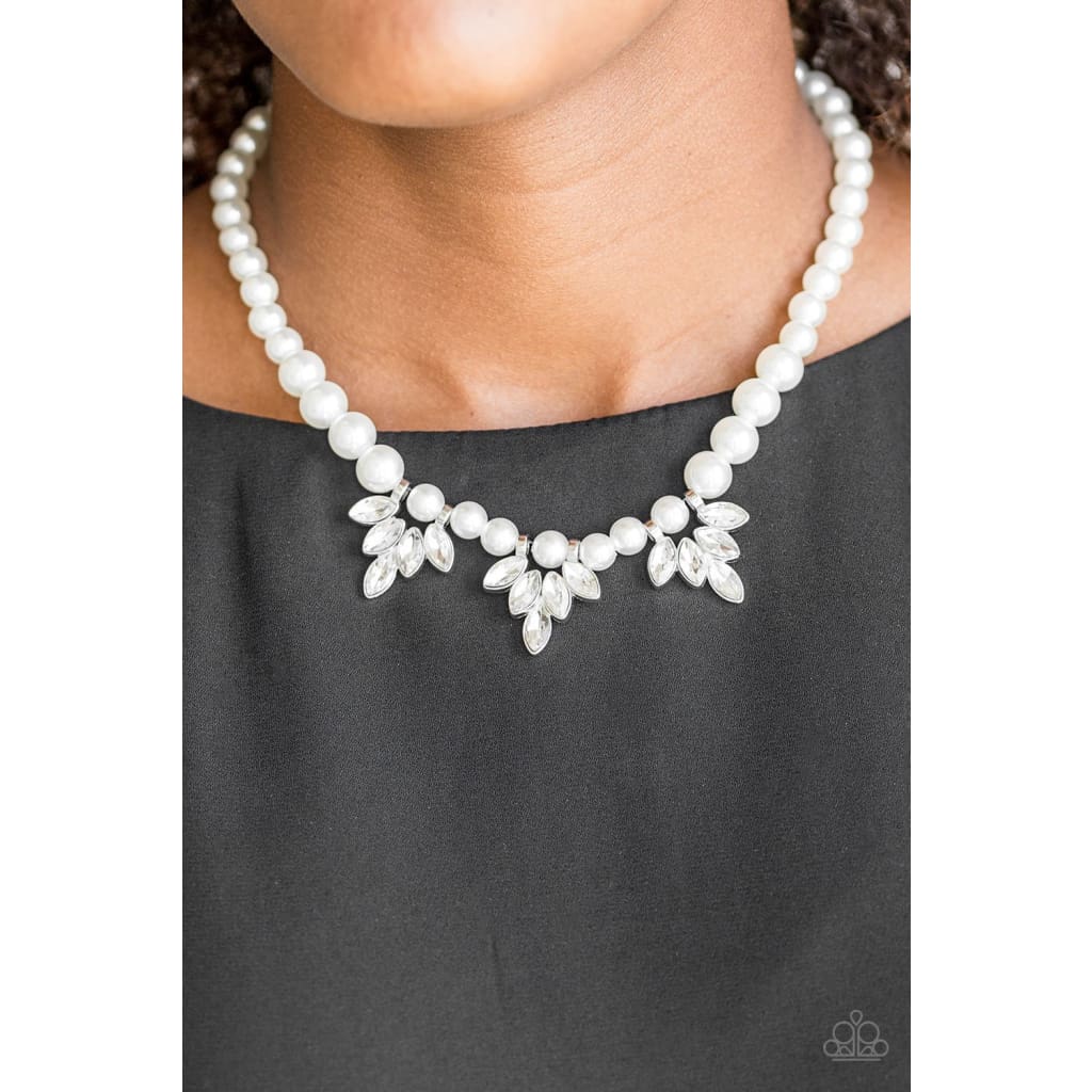 Paparazzi Society Socialite - White Necklaces - A Finishing Touch 