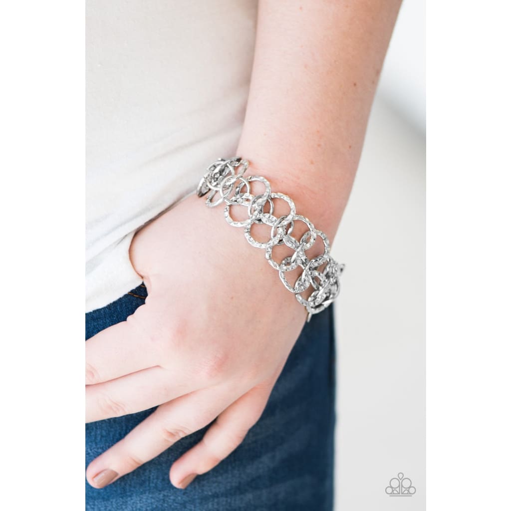 Paparazzi Texas BOLD Em - Silver - A Finishing Touch 