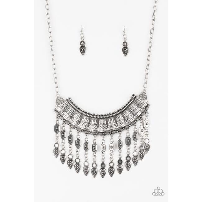 Paparazzi The Desert Is Calling - Silver - A Finishing Touch 