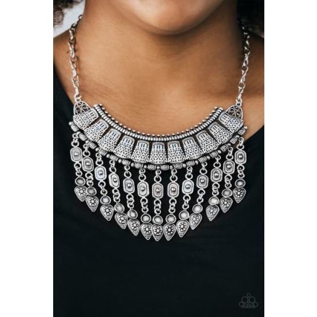 Paparazzi The Desert Is Calling - Silver - A Finishing Touch 
