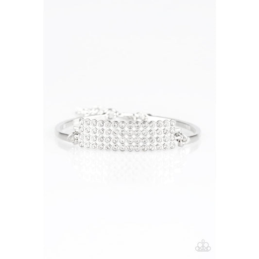 Paparazzi Top-Class Class - White - A Finishing Touch 