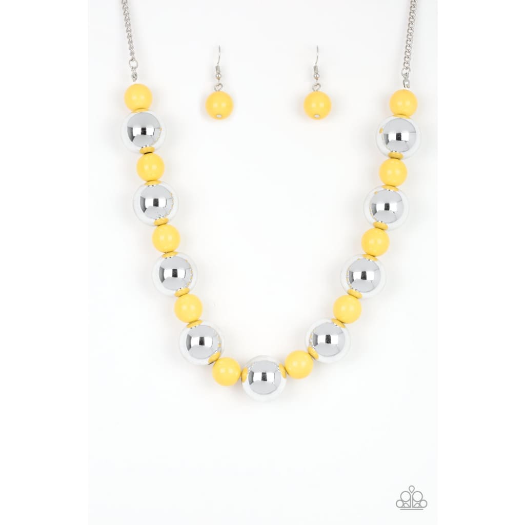 Paparazzi Top Pop - Yellow - A Finishing Touch 